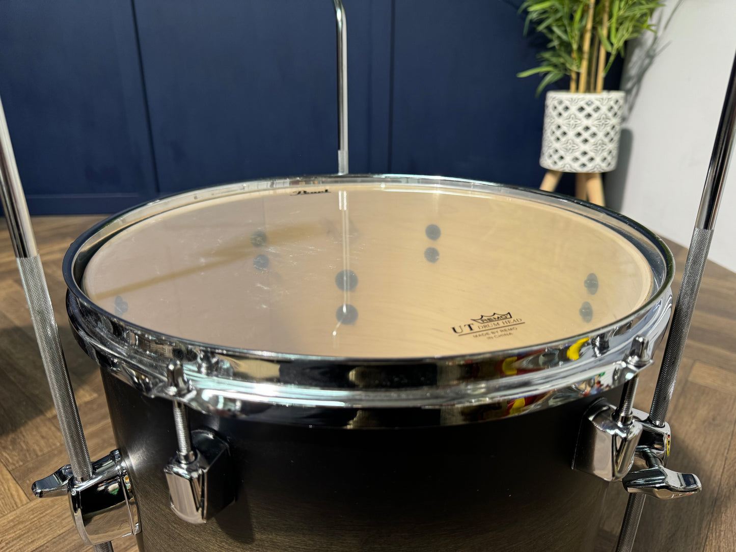 Pearl Decade Maple 14” x 14” Floor Tom Drum / Black Satin Burst #NF22