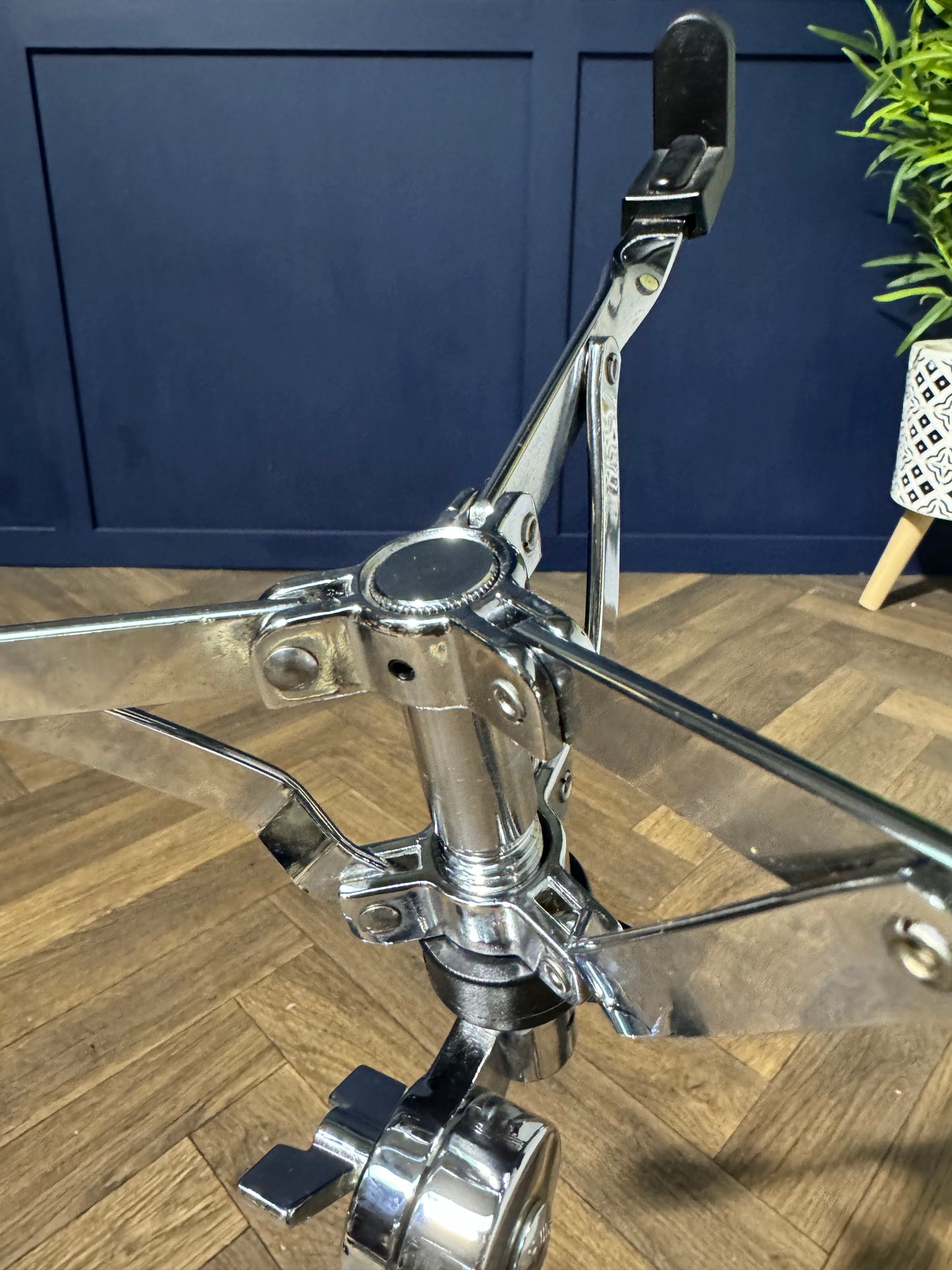 Dixon Snare Drum Grab Stand / Double Braced Hardware #NQ56
