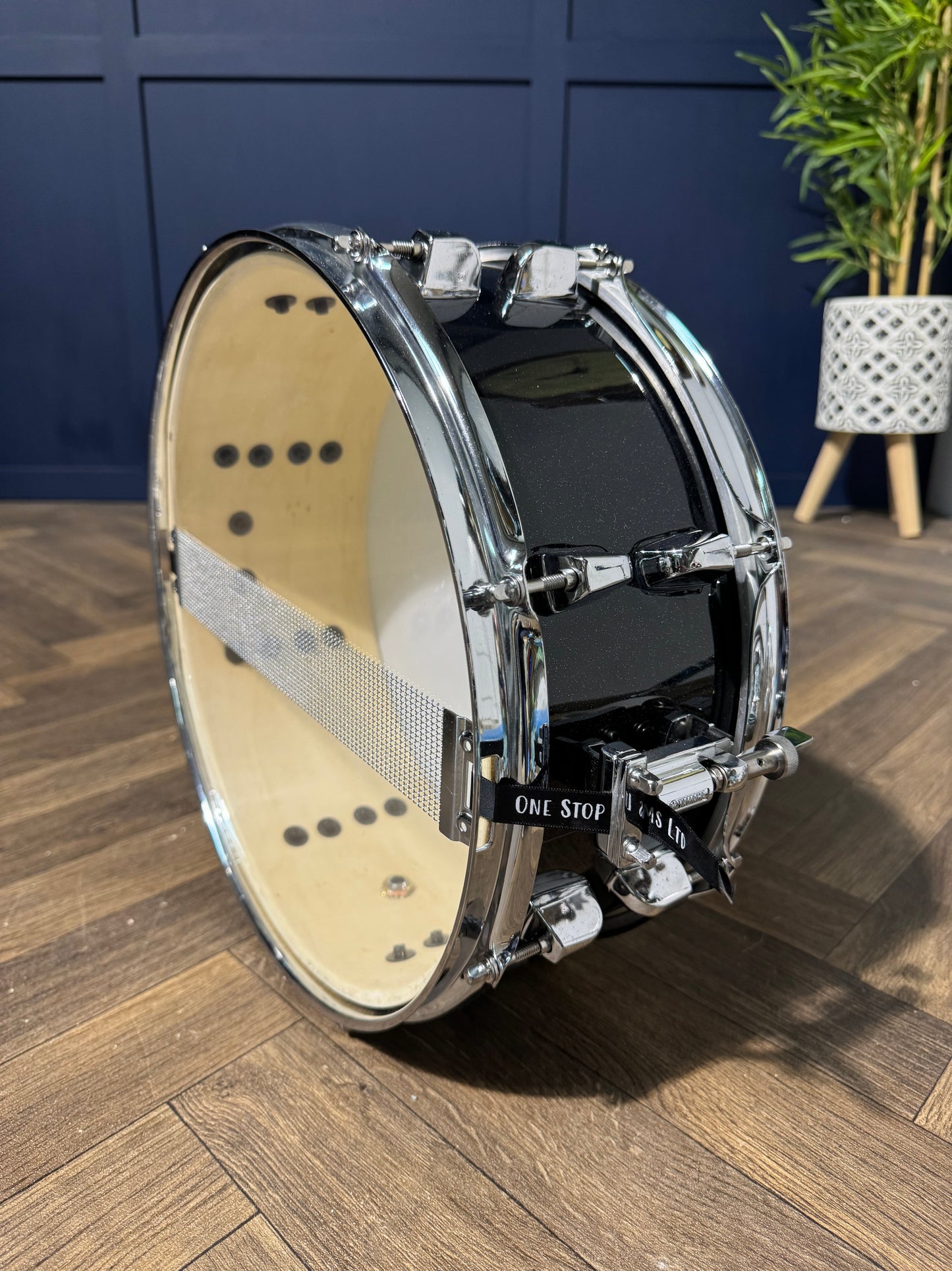 Yamaha Rydeen 14” x 5.5” Snare Drum / 8-Lug / Black Sparkle #NS17