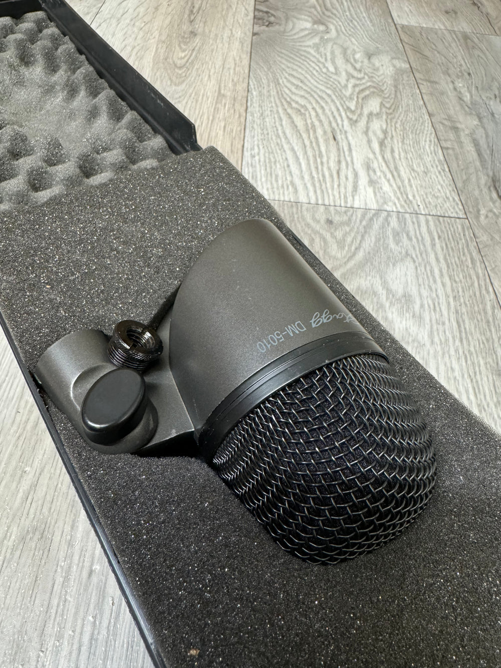 Stagg DM-5010 Bass Mic Microphone / Accessory #VT43