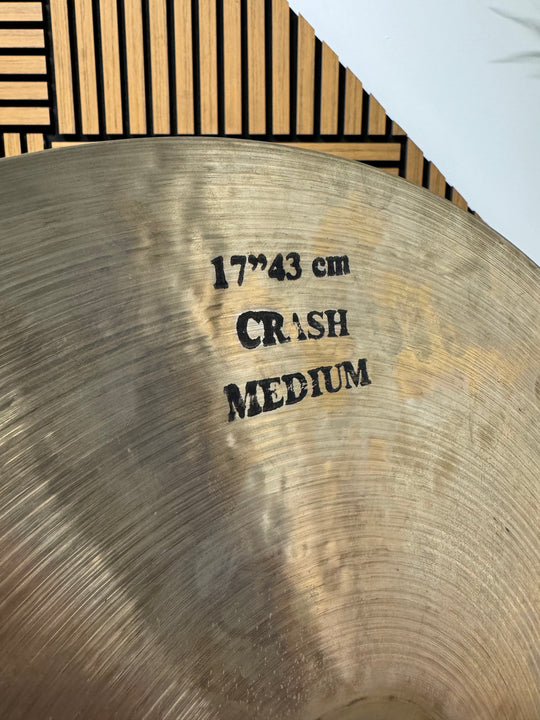 Istanbul Mehmet Medium Crash 17"/43cm Cymbal / Accessory #VA3