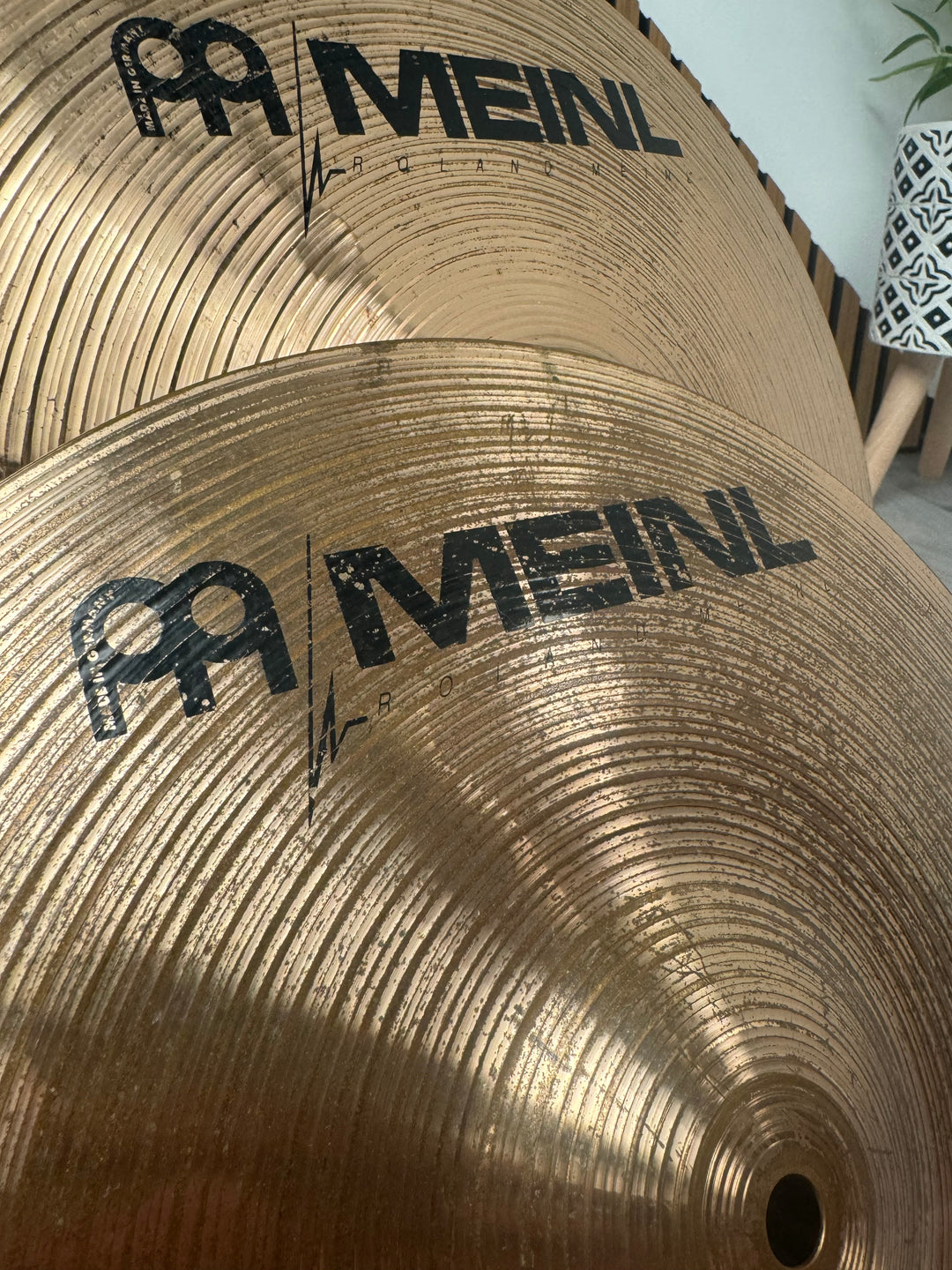 Meinl Classics Powerful Hi Hats 14”/36cm Hi Hat Cymbals (Pair) #OJ1