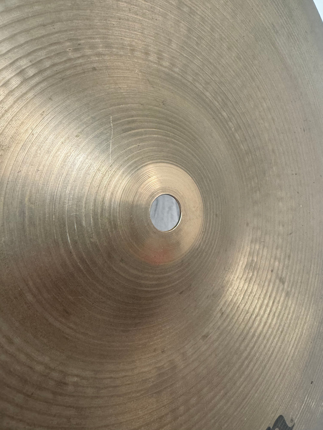 Zildjian Avedis A Medium Crash 17"/43cm Cymbal / Accessory #OJ3