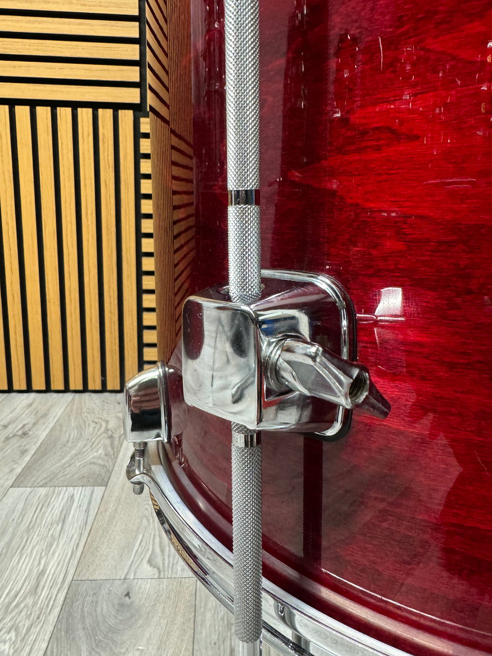 Mapex V Series Floor Tom Drum 16”x16” with Legs / Red Wood Stain #VB10