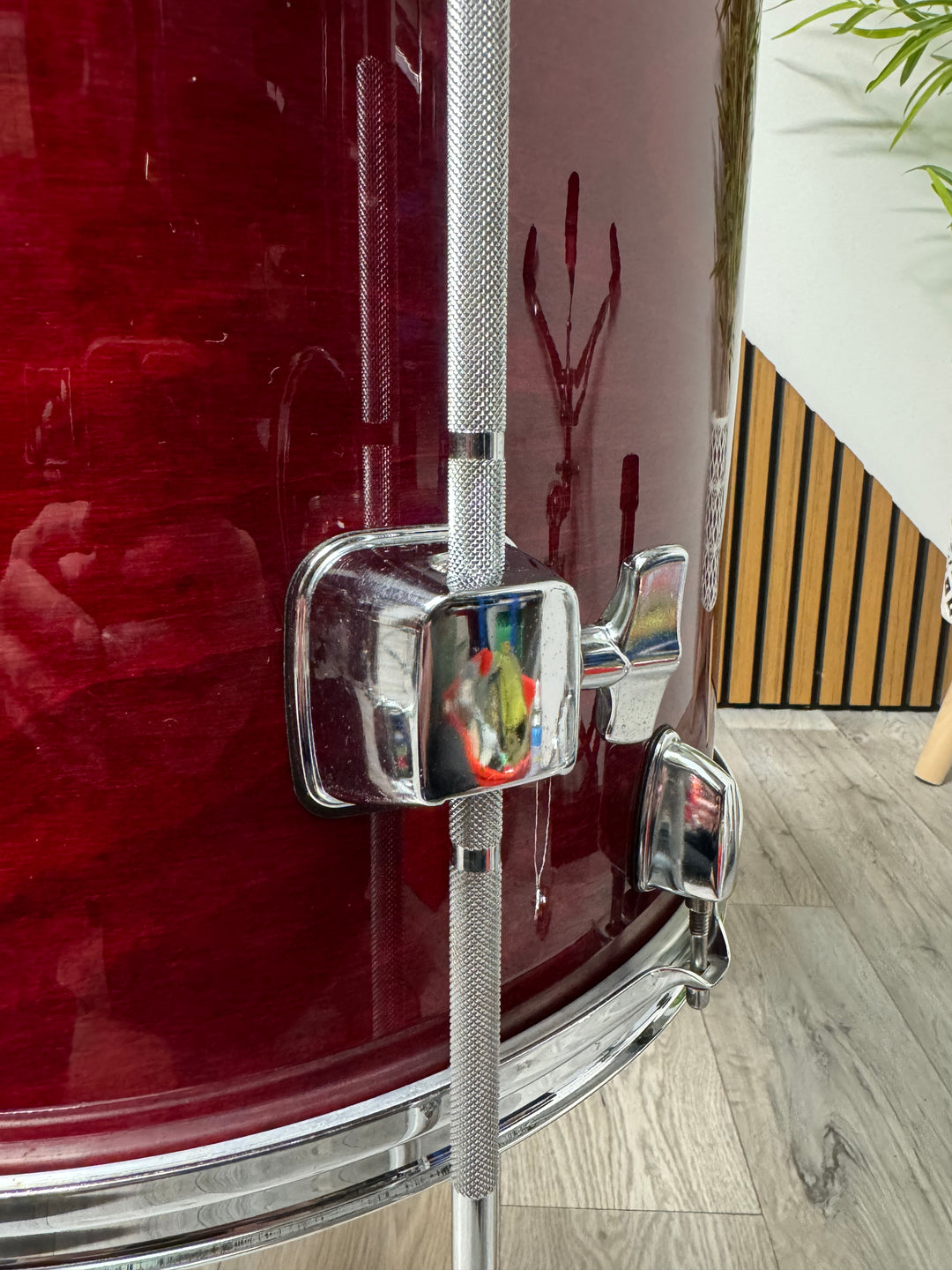 Mapex V Series Floor Tom Drum 16”x16” with Legs / Red Wood Stain #VB10