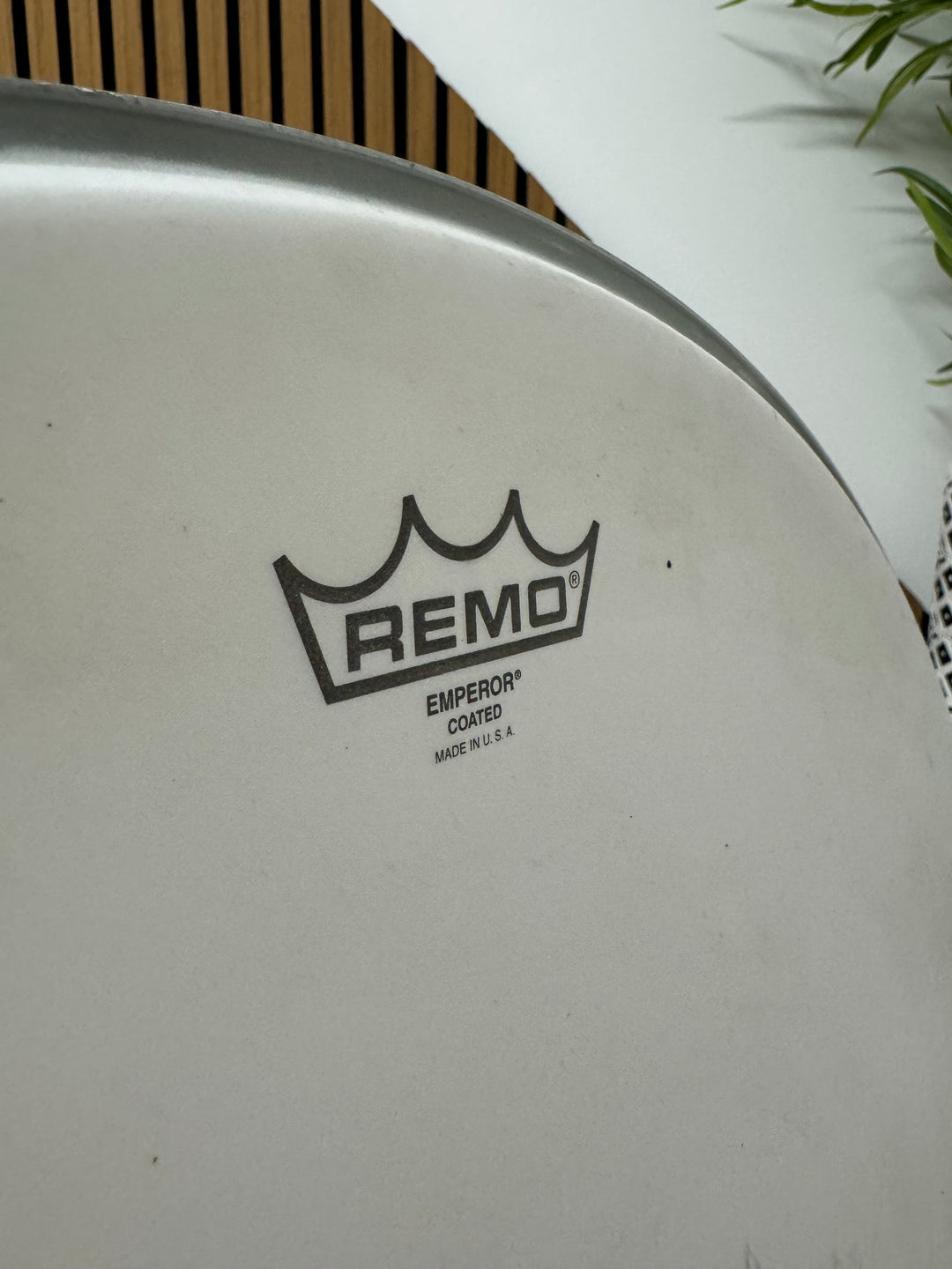 Remo Emperor Coated Batter Bass 22" Drum Head / White Coated #VC19