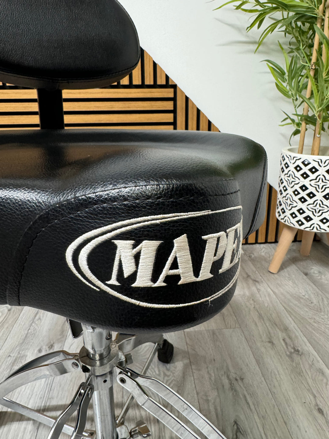 Mapex T775 Drum Stool Throne with Backrest / Height Adjustable / Hardware #VC32