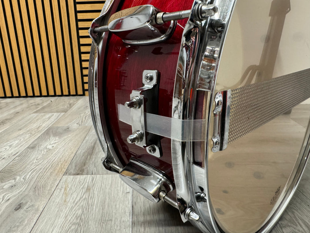 Mapex V Series Snare Drum 14” x 5.5” / 8-Lug / Red #VC72