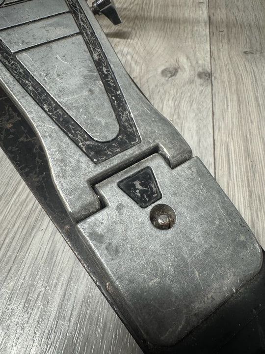 Pearl P-100 Single Bass Drum Kick Pedal / Hardware #OJ12