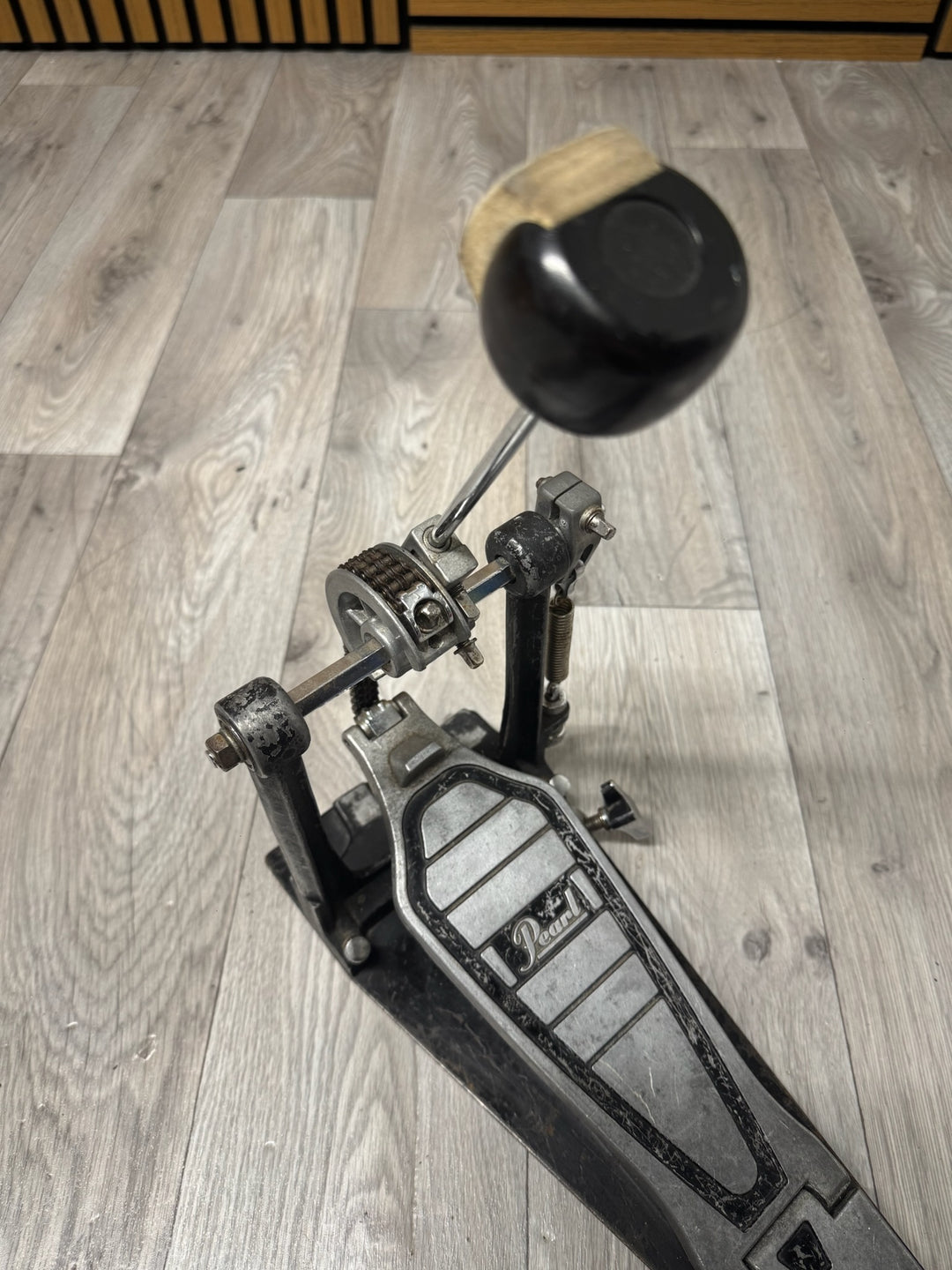 Pearl P-100 Single Bass Drum Kick Pedal / Hardware #OJ12