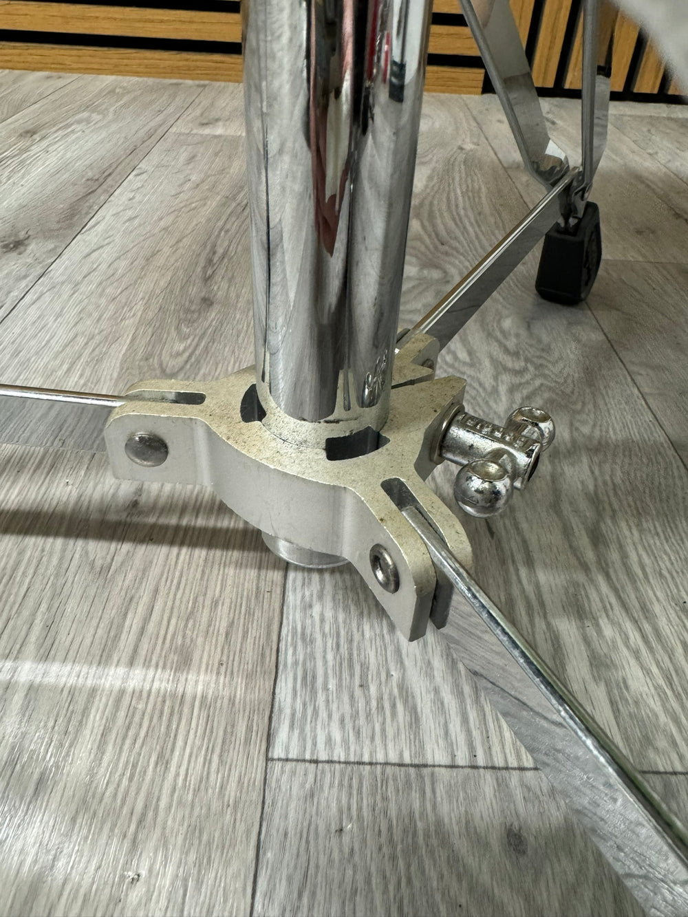 Big Dog Drum Thone / Saddle Throne / Double Braced Hardware #VY20