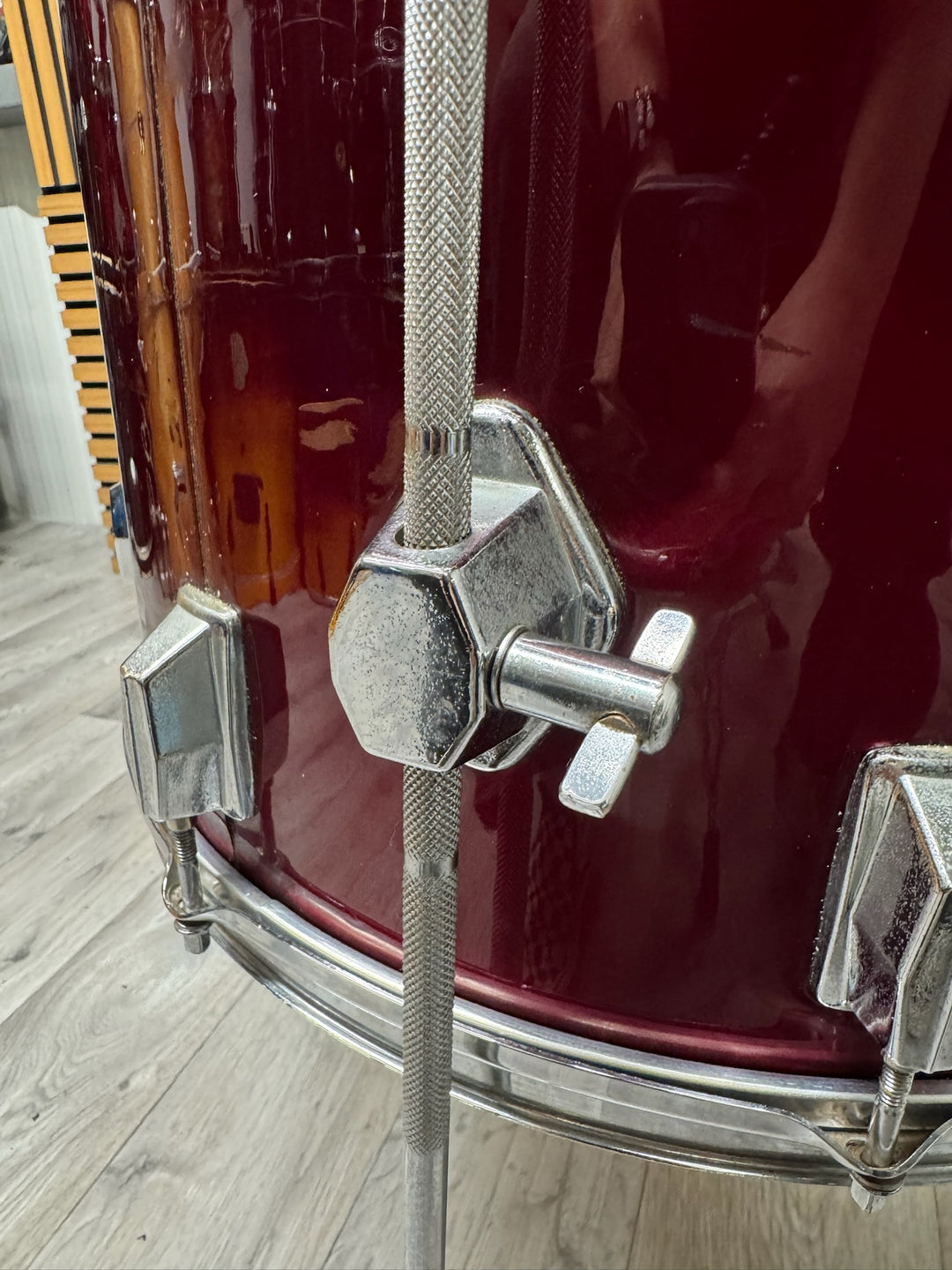 Floor Tom Drum 16” x 16” Drum Inc Legs / Red #OM22