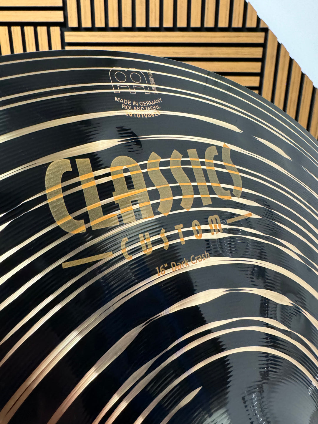 Meinl Classics Custom Dark Crash 16”/40cm Cymbal / Accessory #VF6