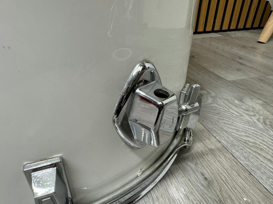 Vintage REMO 16”x16” Floor Tom Drum / Hardware / White #WL84