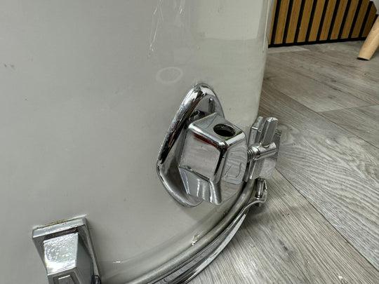 Vintage REMO 16”x16” Floor Tom Drum / Hardware / White #WL84