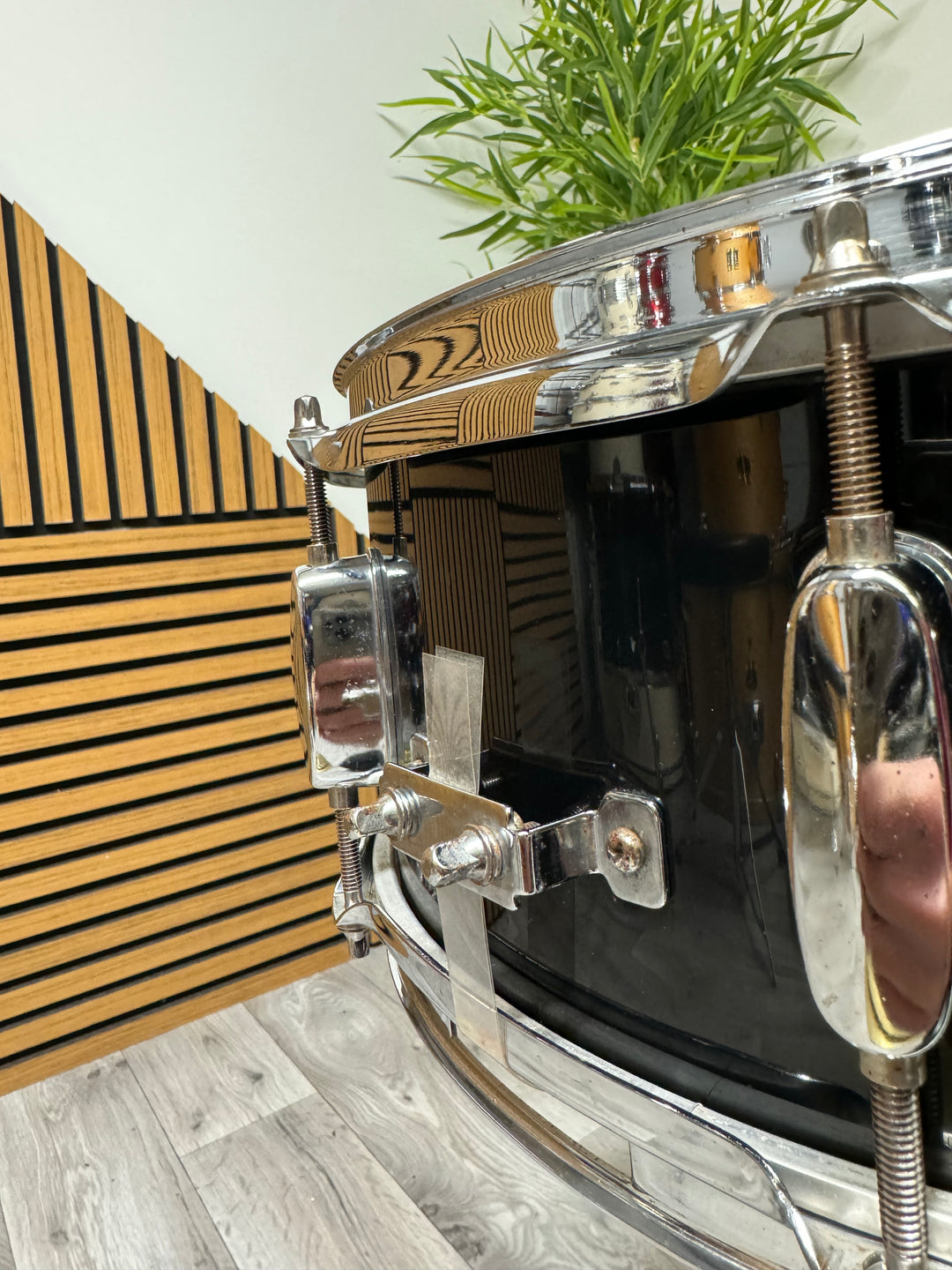 Mapex V Series 14” x 5.5” Snare Drum / 8-Lug #ON5
