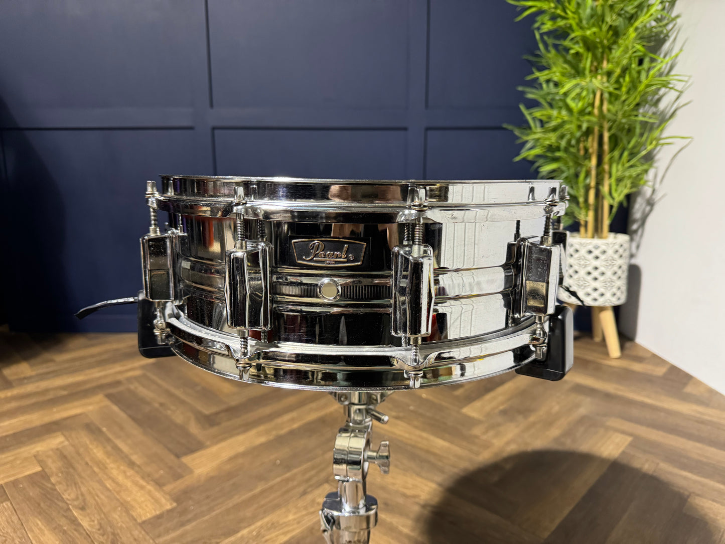 Pearl Chrome over Steel 14” x 5” Snare Drum/ 10-Lug / 70's #MQ32