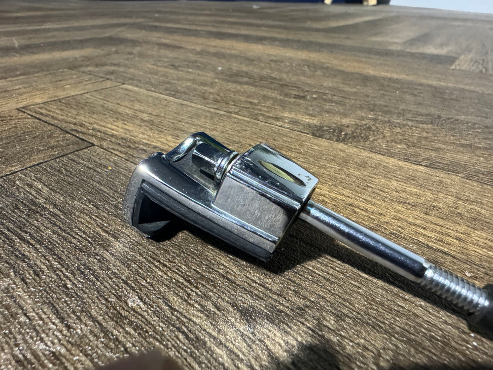 TAMA Starclassic Bass Drum Tension Rod & Claw / Hardware x1 #NI26
