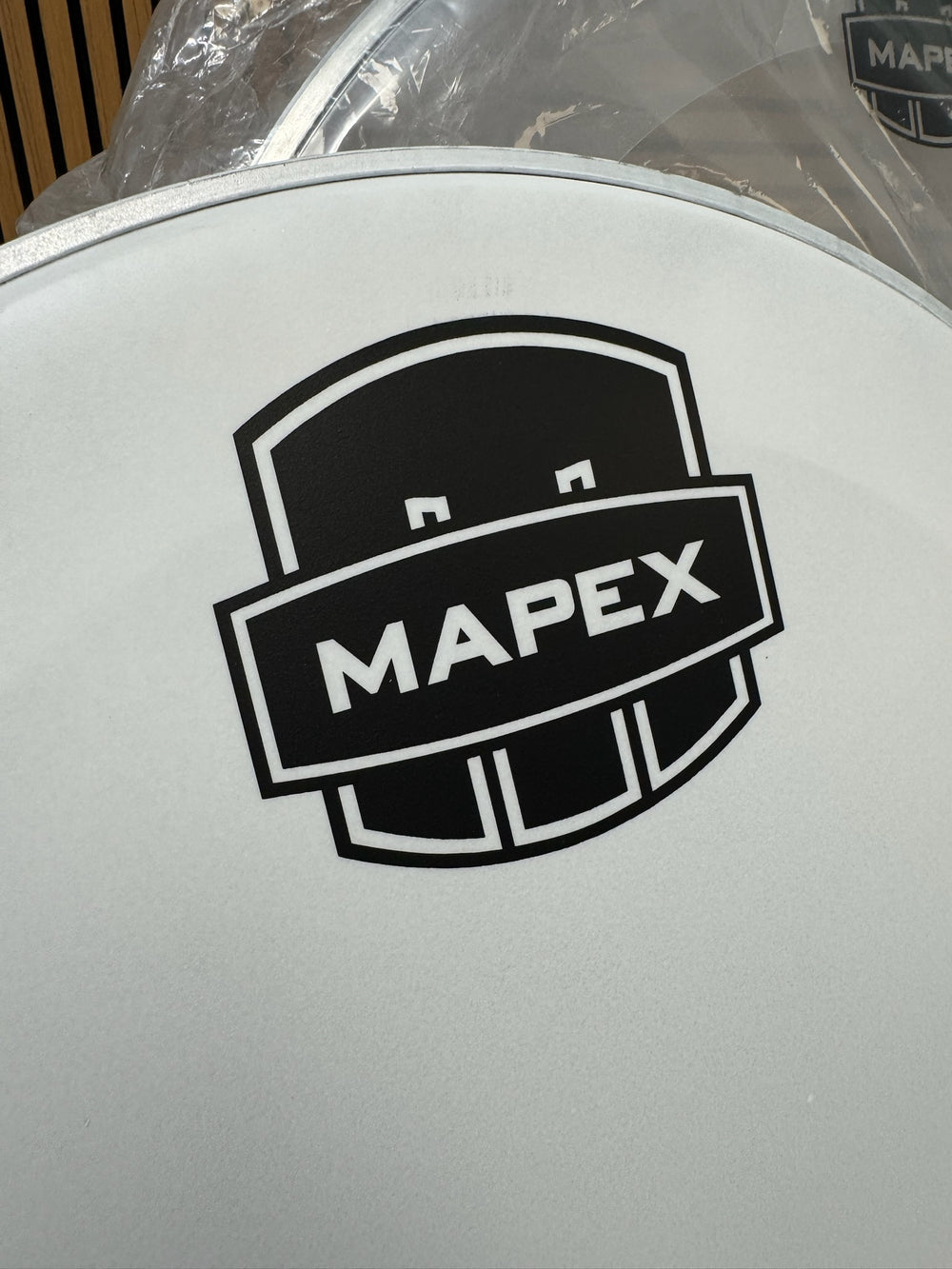 Mapex by Remo Bass 18" Drum Heads (Pair) / White & Clear #WJ8