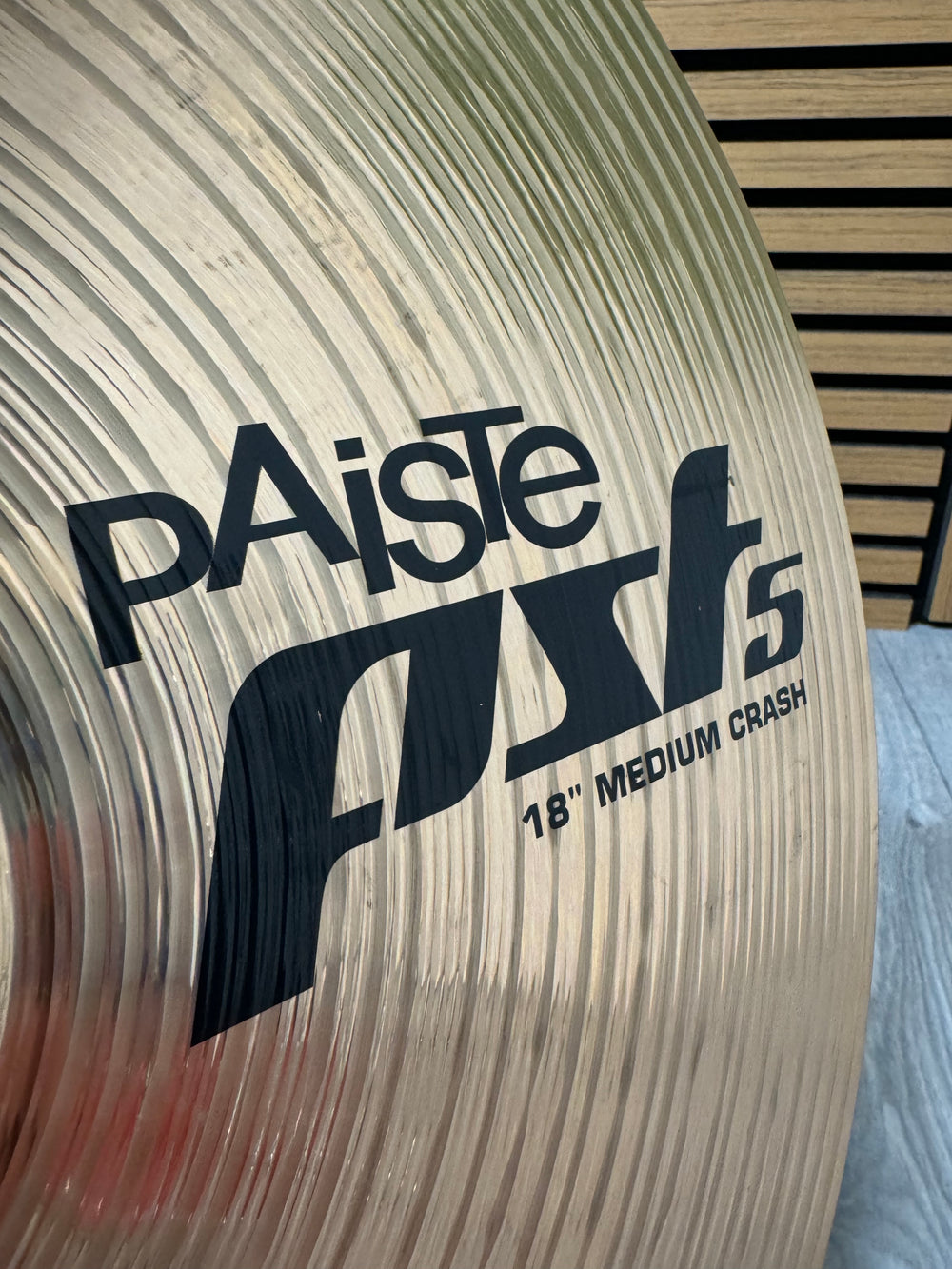 Paiste PST5 Medium Crash 18"/45cm Cymbal / Accessory #VH40/VJ15