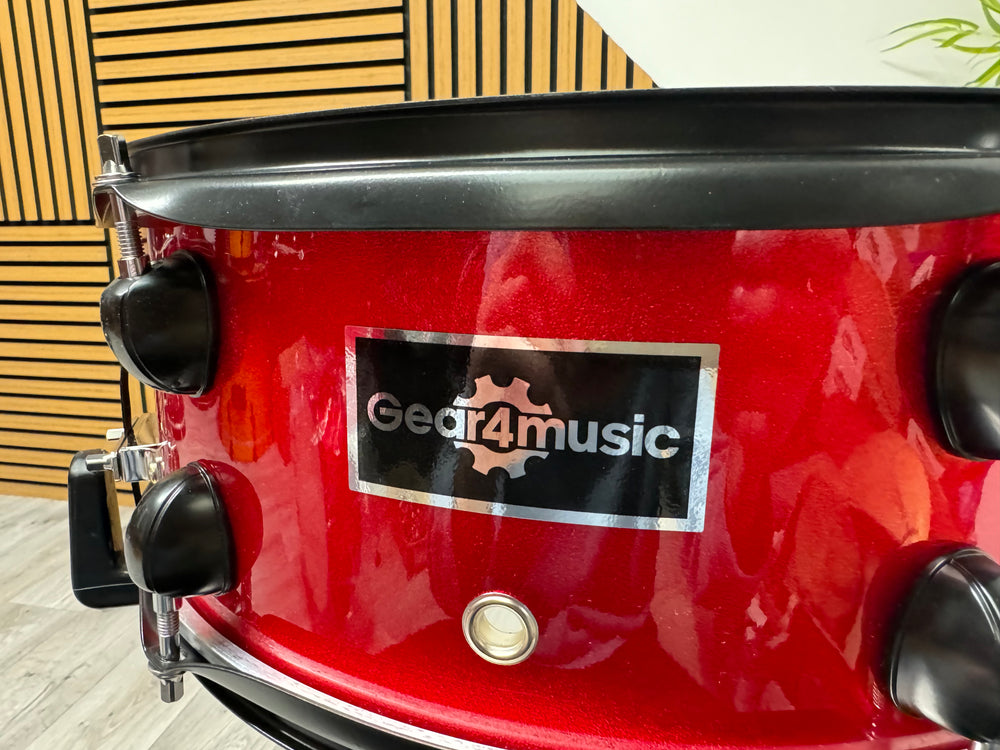 Gear4Music 14” x 5.5” Snare Drum / 6-Lug / Red #OO34