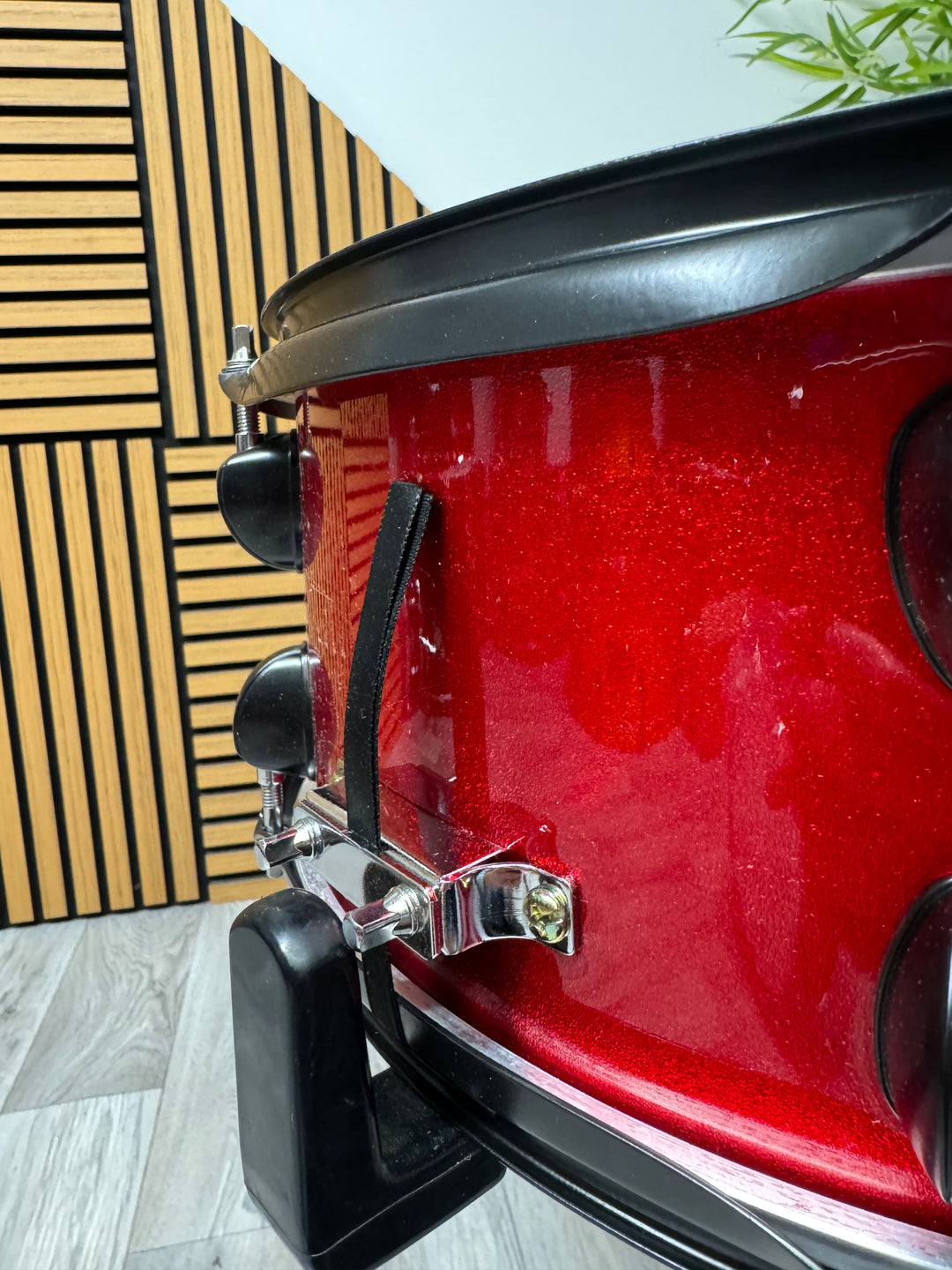 Gear4Music 14” x 5.5” Snare Drum / 6-Lug / Red #OO34