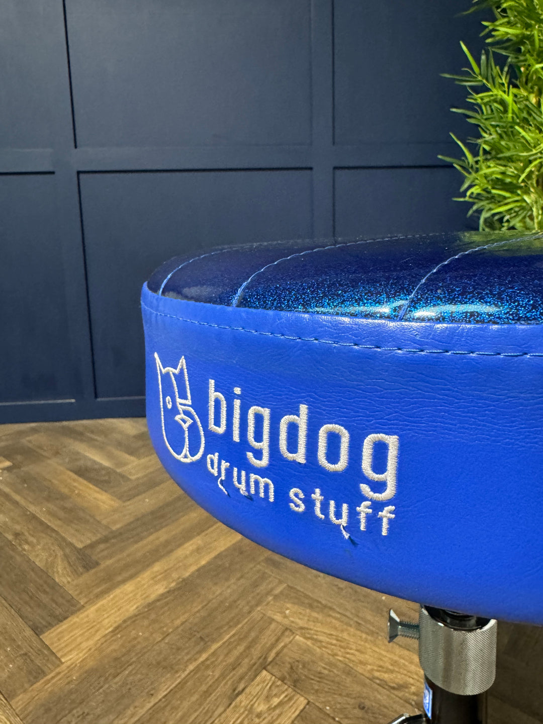 Big Dog Drum Stool Throne / Round Top / Drum Hardware #OB10