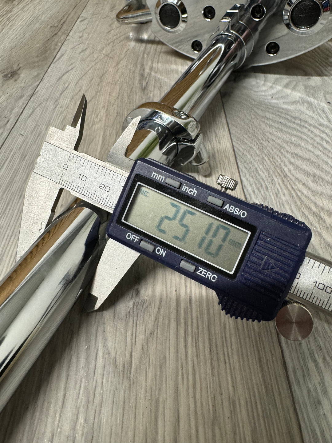 Premier 25mm Bass Drum Single Post Holders Arm Mount / Chrome #VK26