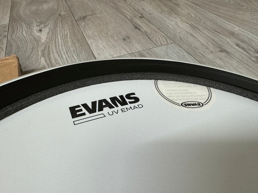 EVANS UV EMAD Coated Batter Tom 18" Drum Head #WE115