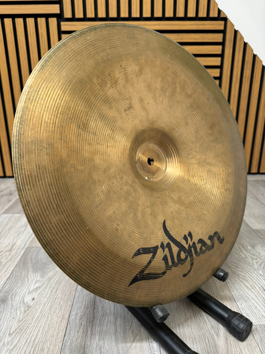 Zildjian ZHT China 16”/40cm China Cymbal / Drum Accessory #WT13