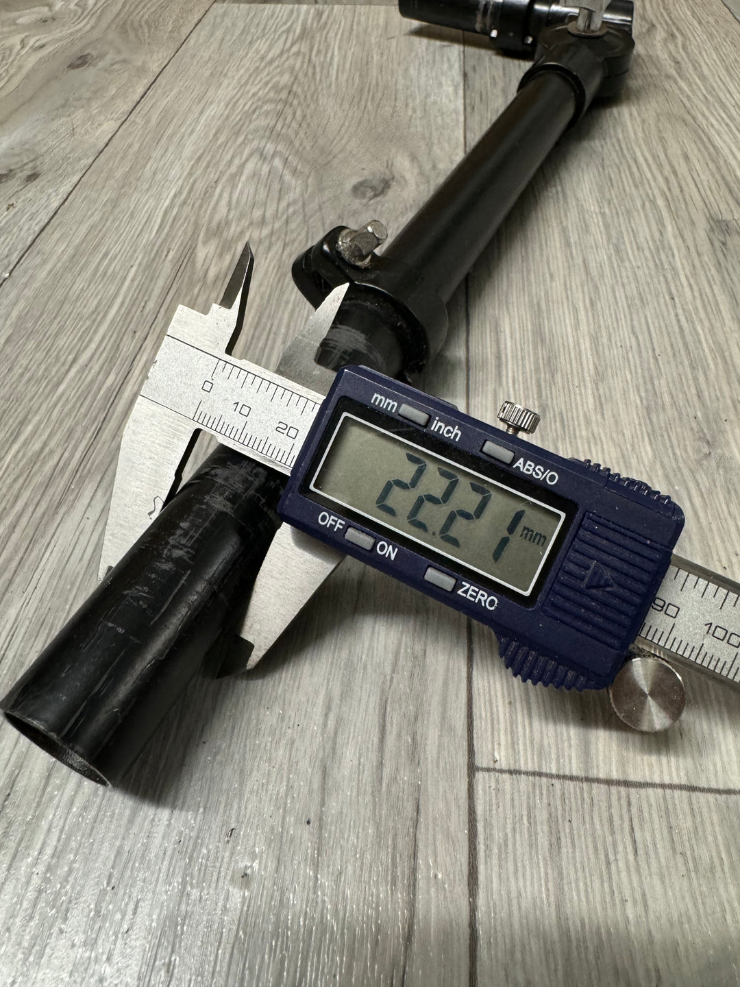 Tom Drum Spare Holder Arm 22mm Hardware x1 #OQ119