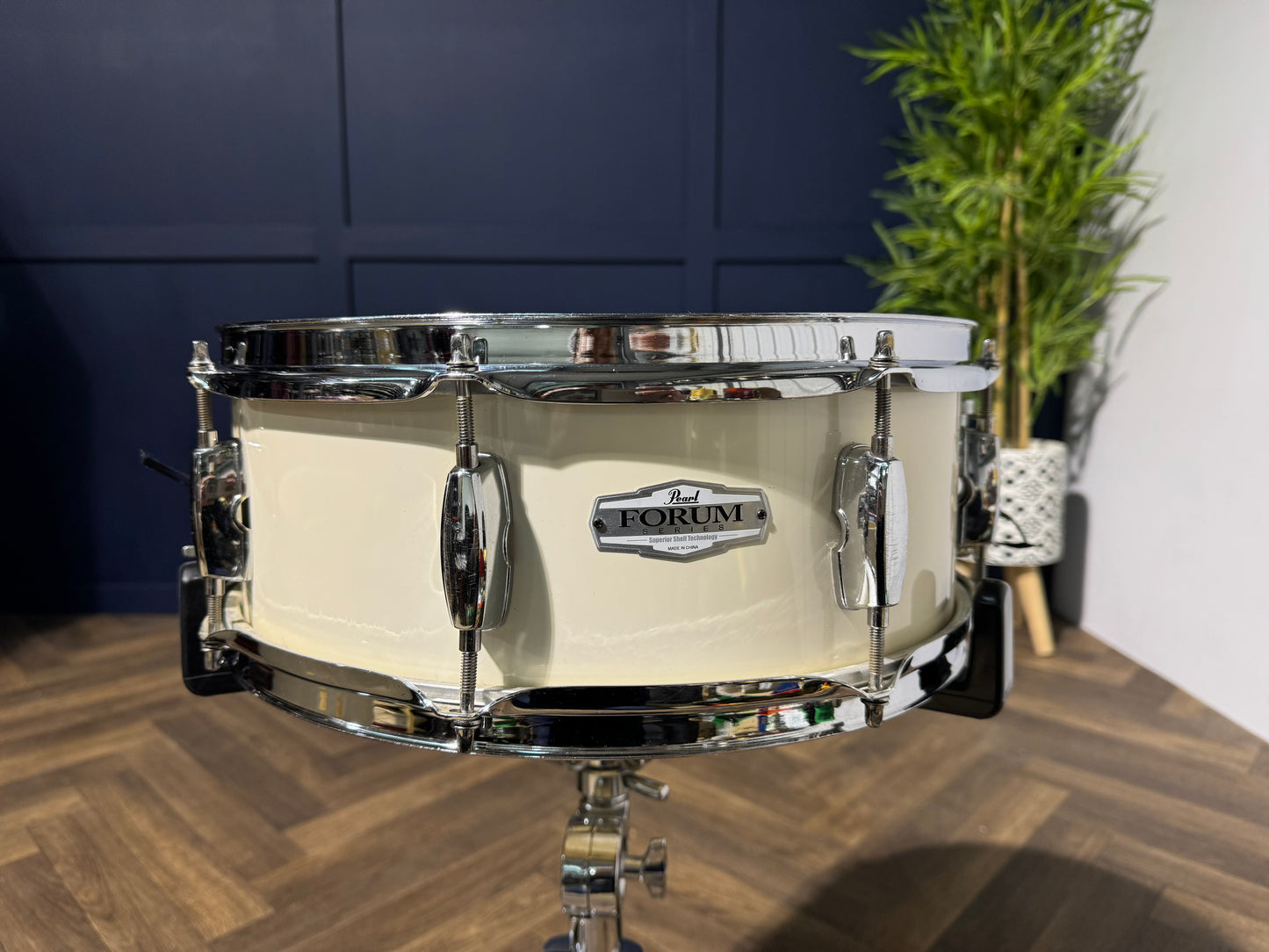 Pearl Forum 14” x 5.5” Snare Drum / 8-Lug #MU25