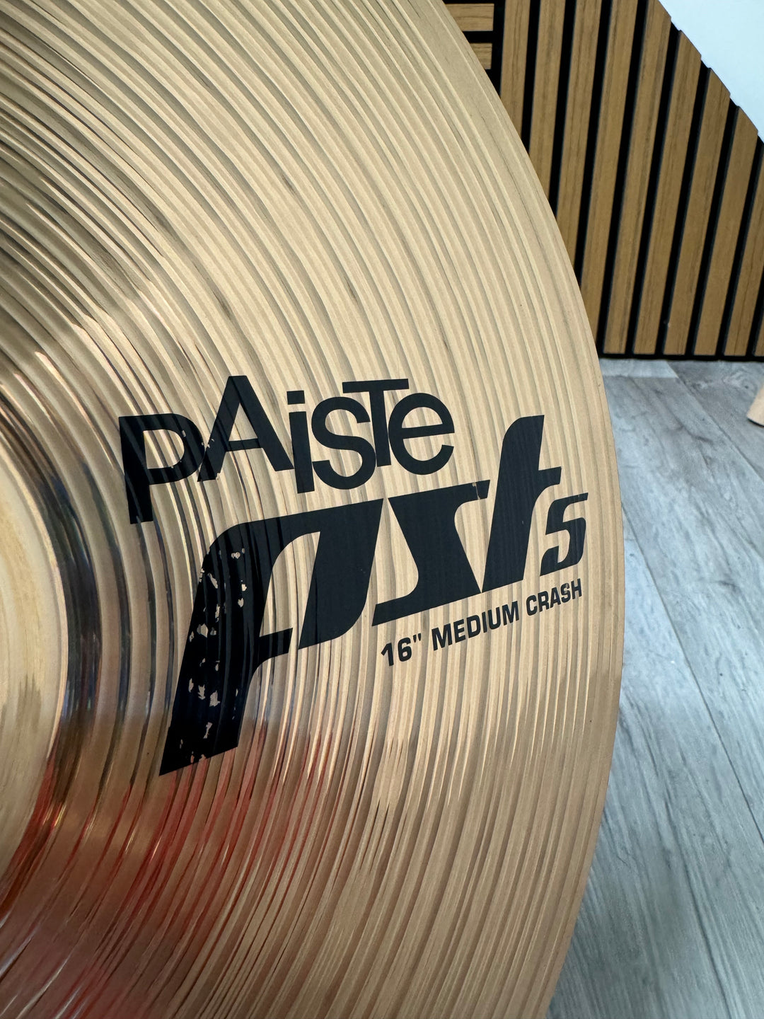 Paiste PST5 Medium Crash 16"/40cm Cymbal / Accessory #OV8