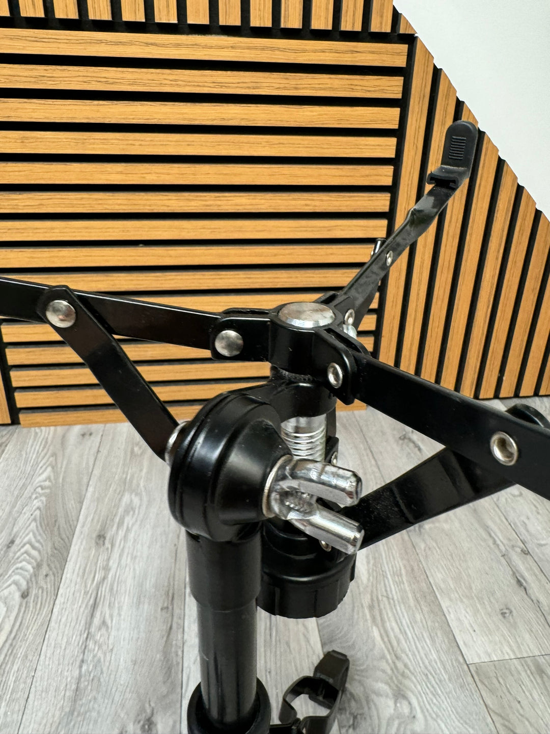 Snare Drum Grab Stand 14" / Black Double Braced Hardware #WI23