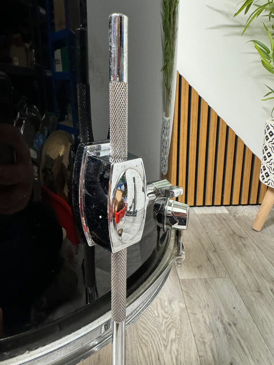 Leedy 16” x 16” Floor Tom Drum with Legs / Black #OV67