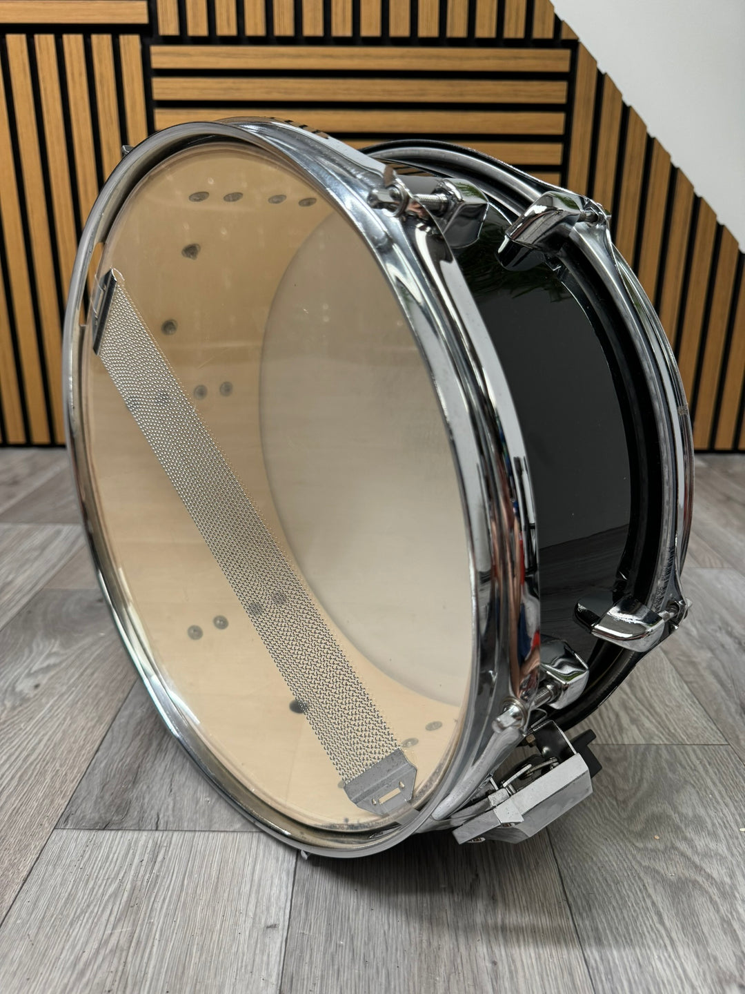 Snare Drum 14” x 5.5” / 8-Lug / Wood Shell / Black #WI40