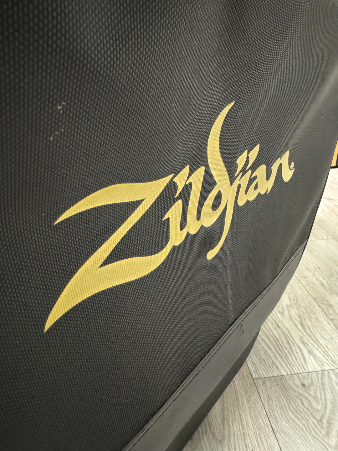 Zildjian Rolling Cymbal Case on Wheels 22" / Padded Cymbal Case #OW27