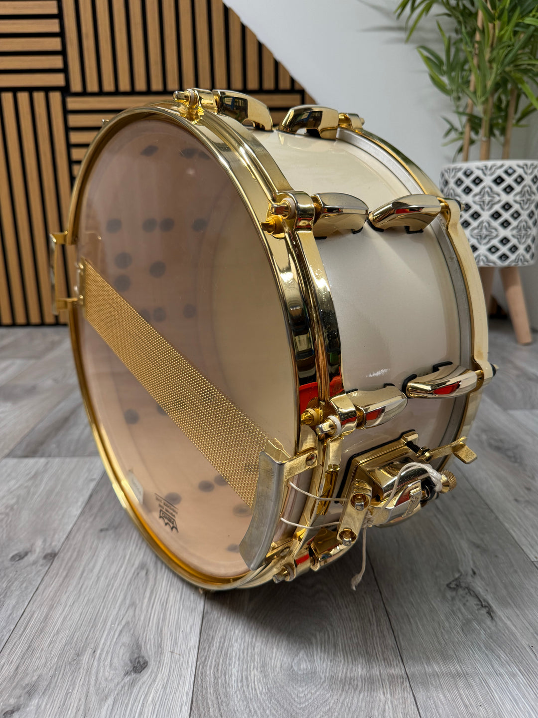 Pearl 'Dennis Chambers' Signature Series 14” x 6” Snare Drum / Gold Hardware #OF25