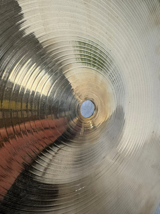 Wuhan Medium Thin Crash 16"/40cm Cymbal / Accessory #VR6