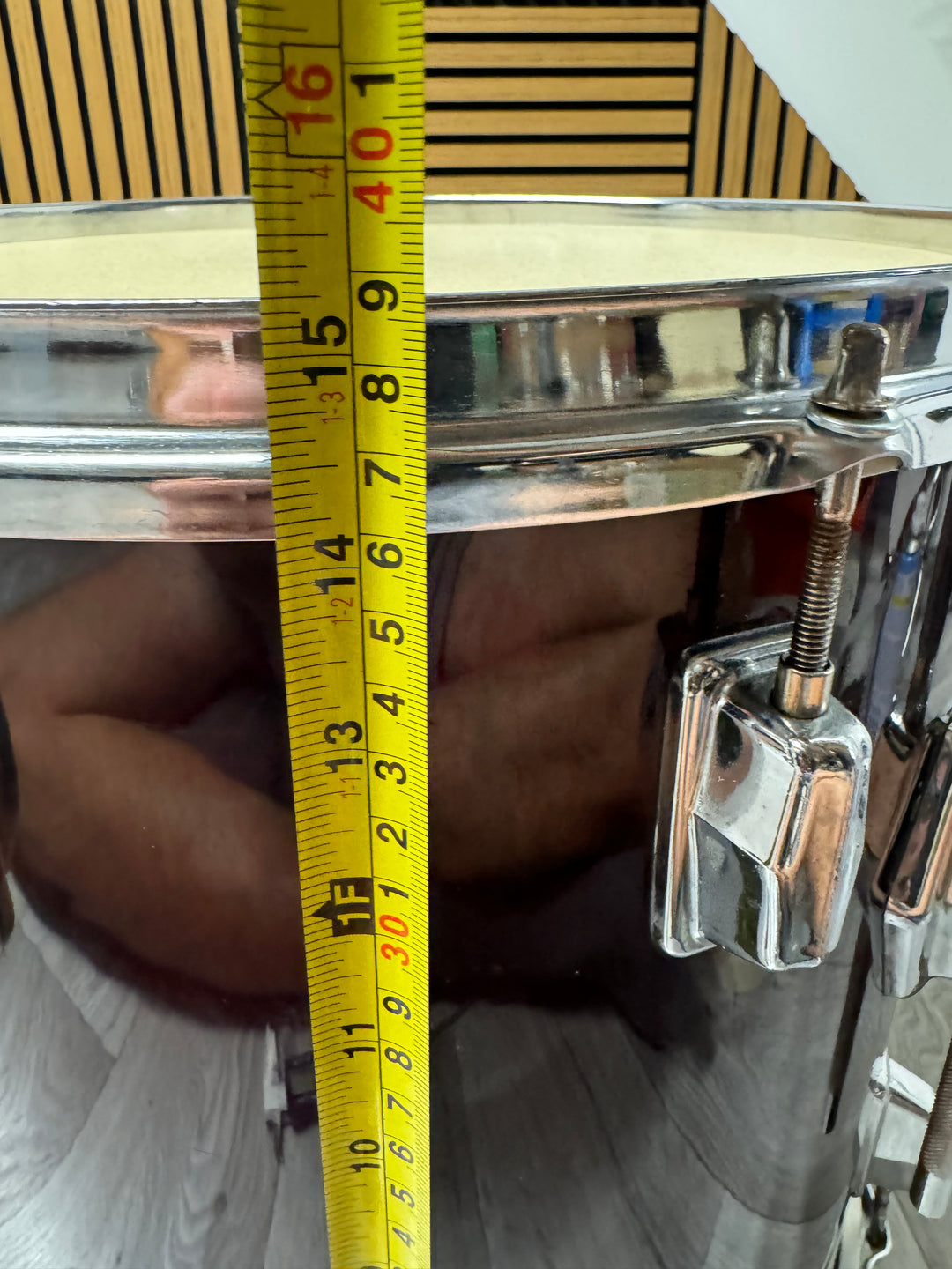 Pearl Maple 14” x 14” Floor Tom Drum / Red / 1970's #OF95