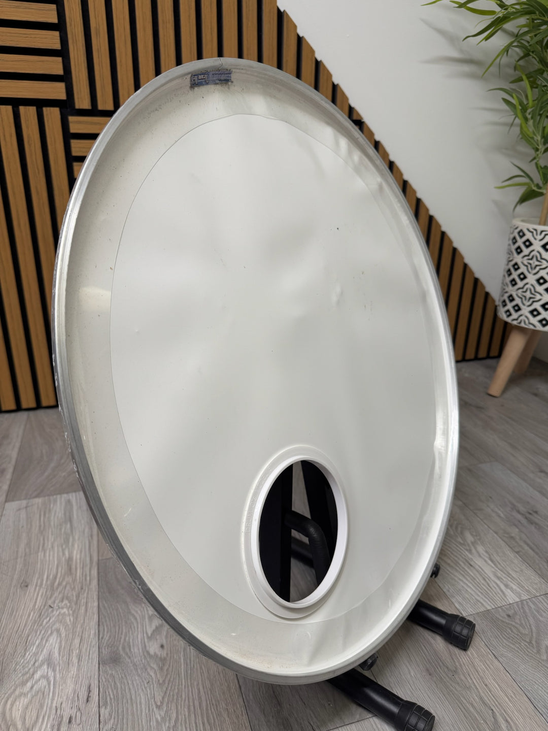 White Resonant Bass 222" Drum Head with Port Hole #VX40