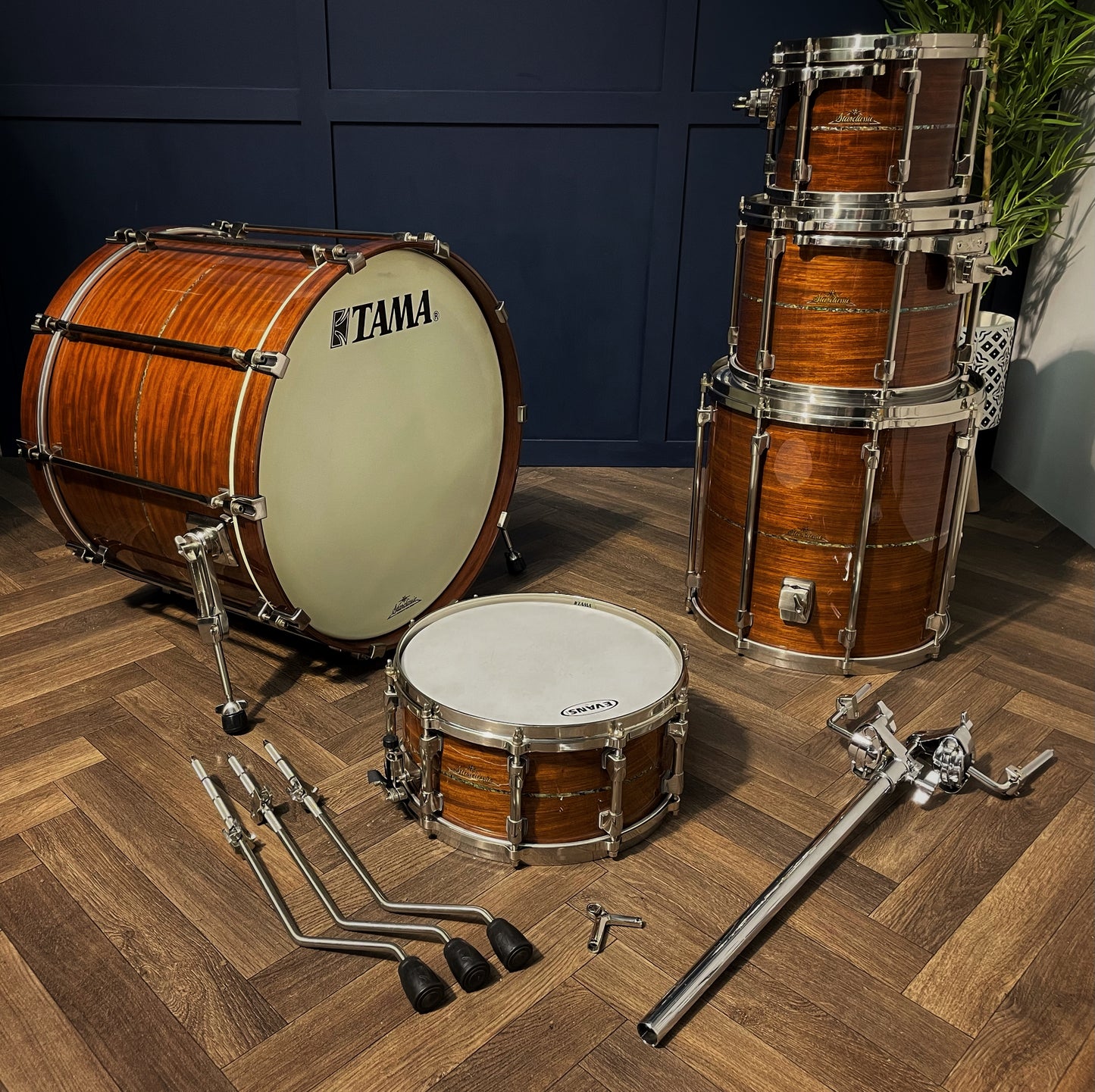 TAMA Starclassic Bubinga Omnitune Drum Kit 5-Piece Shell Pack / 24"