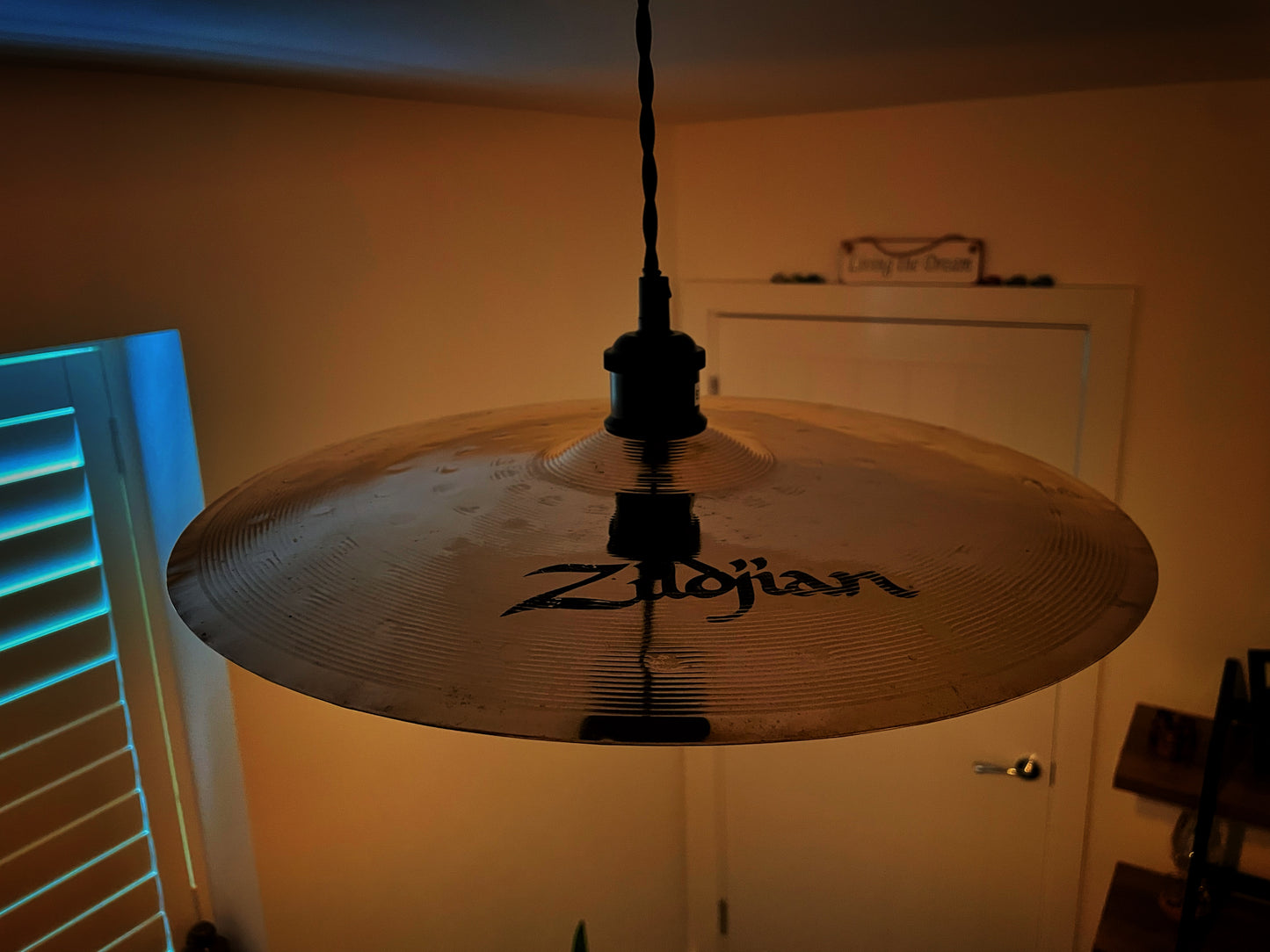 Zildjian Cymbal Light Fitting / Hanging Light Pendant / Upcycle / Drum Cymbal Lighting